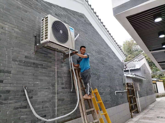 空调|独家剖析美的省电星和小鲸鲨哪个好？对比区别大不大呢？