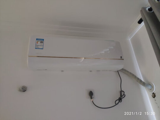 华凌KFR-26GW/N8HE1|华凌空调和奥克斯空调哪个质量好?讲讲评测区别？