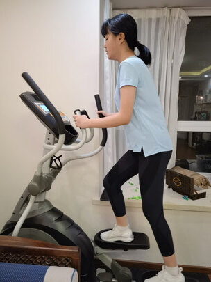%title插图%num 【整机原装进口】岱宇(DYACO)椭圆机家用智能健身器材磁控漫步椭圆仪FE500升级款FE538 JD多仓闪发--全国联保服务包安装