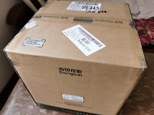 当贝f3和小米激光投影仪哪个好？哪个更胜一层？
