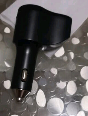 车载充电器