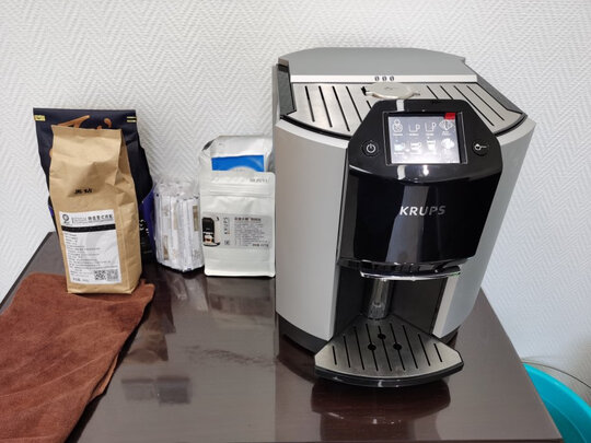 克鲁伯（KRUPS）咖啡机 欧洲原装进口意式家用全自动现磨豆自带奶泡器 EA901080