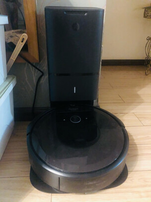 iRobotRoomba|【电商快报】irobot扫地机器人和科沃斯哪个好?告诉大家真相？