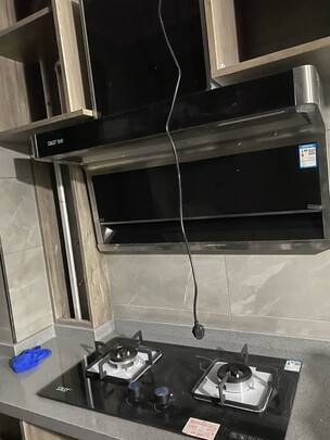 先科热水器XK03|看完不迷路：先科热水器扁桶XK03怎么样？到底值不值得入手呀？