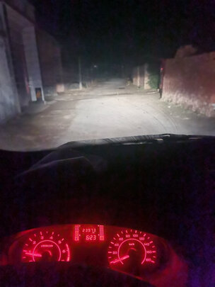 汽车灯泡
