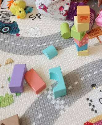 儿童串珠玩具