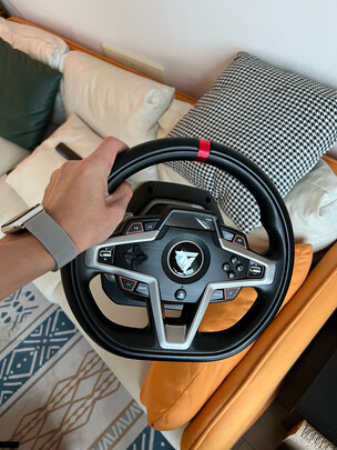 图马思特(thrustmaster)手柄/方向盘哪款好?