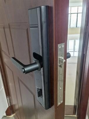 指纹锁|独家剖析鹿客Classic2XPro指纹锁好不好？用后敢说真心感受