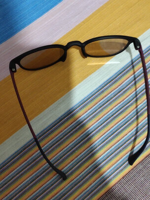 三,ahtab0057防辐射眼镜网友对比评测