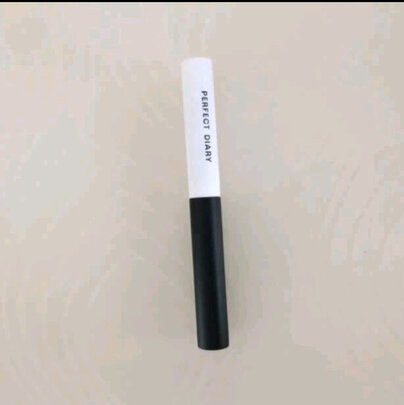 睫毛膏