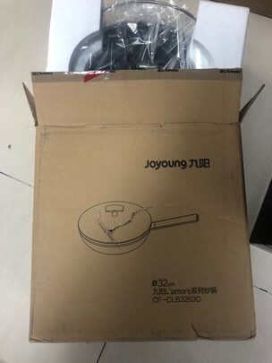 三,苏泊尔无油烟不粘炒锅网友对比评测