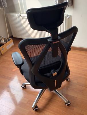 电脑椅|「用后真实感受」西昊m18和m57区别是啥？用后讲内幕真相