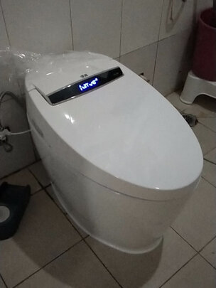 智能马桶|罗越888智能马桶怎么样？亲身体验告知你实情！