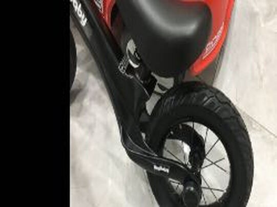 儿童滑步车