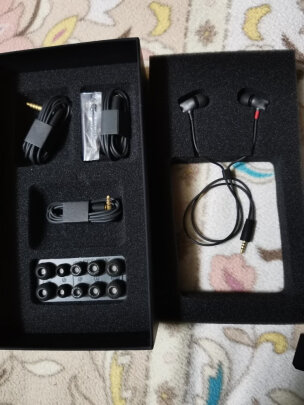 %title插图%num 森海塞尔(Sennheiser)IE600 高保真HiFi音乐耳机 非晶态锆外壳 可拆卸MMCX耳机线 有线入耳式耳机 金属色