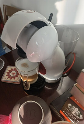 %title插图%num 雀巢多趣酷思 半自动胶囊咖啡机 小星星限定咖啡机含小星星PiccoloXS清新白