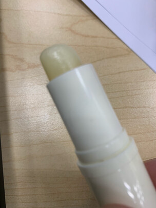润唇膏