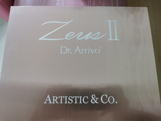 Dr.arrivothezeus宙斯美容仪选购容忽然的三大要点