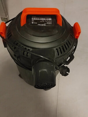 车载吸尘器