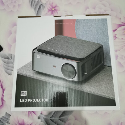 璟甄 M6 2021新款超高清4k投影仪家用办公投影机1080P便携式卧室智慧屏电视手机投屏家庭影院 皓月白丨官方新升级丨智能语音版【电视级解析华为芯】
