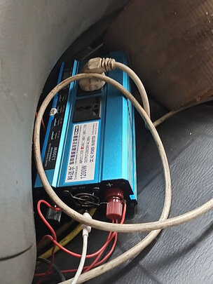 车载逆变器