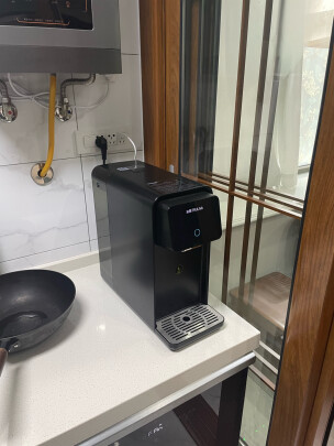 %title插图%num 沁园(TRULIVA)京品家电小白鲸升级款500G净水器 家用厨下式直饮RO反渗透无桶大通量净水机KRL3915