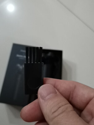 小适电动剃须刀F1-BK与松下ESB383-S有区别没有,剃须哪款比较舒服?哪个美观大方