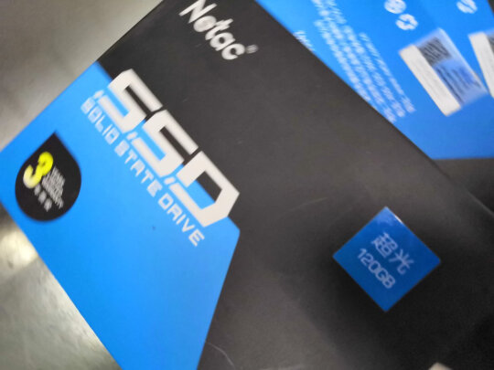 朗科N530S与七彩虹SL300 128GB到底哪个更好，哪款兼容性比较好，哪个做工一流？