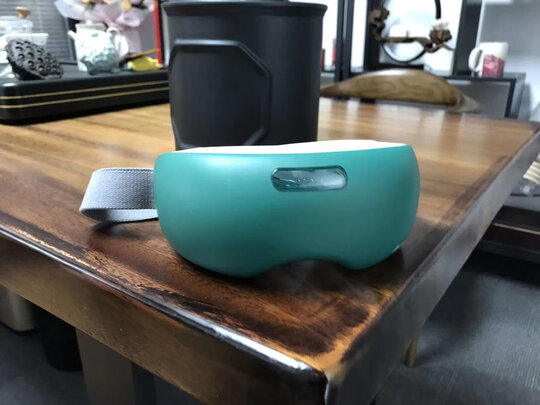 三,云南白药熏衣茶味蒸汽眼罩网友对比评测