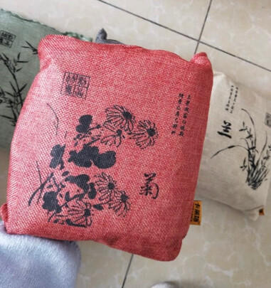 汽车竹炭包