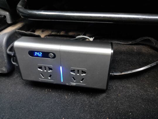 车载逆变器
