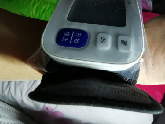 欧姆龙电子血压计好不好，测量准不准？品相一流吗 