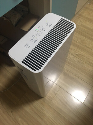 空气净化器
