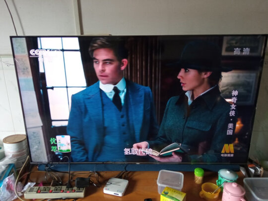 TCL55Q10电视|外观展示tcl 55q10和索尼9500h评测区别是？