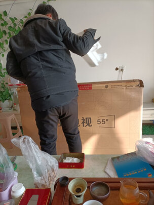 电视|【热搜头条】长虹55d8k和索尼55x9000h哪款好？区别大不大呢？