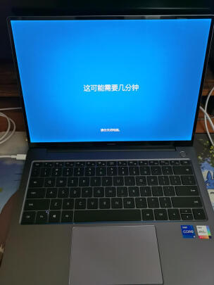 华为MateBook 14与ASUS adolbook13有何区别，音效哪款更加好，哪个触感一流 