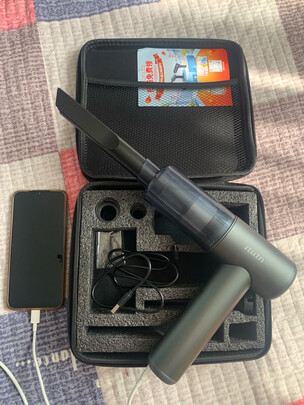 车载吸尘器