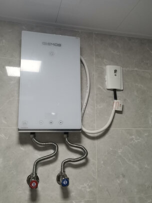%title插图%num 格林姆斯(GLEMOS)即热式电热水器 变频恒温家用小型速热免储水淋浴洗澡大水量 WZL11白色(5-8.5KW可调)