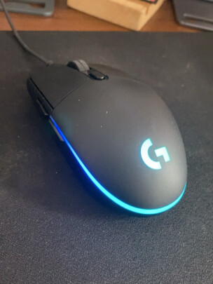 %title插图%num 罗技(G) G102二代游戏鼠标 RGB鼠标 吃鸡鼠标 绝地求生 轻量设计小手男女生鼠标 G102二代 紫