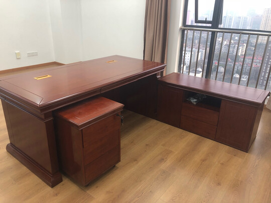 办公桌|评测细节:忠胜老板桌怎么样?到底是差还是烂?用后讲真相