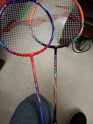 2.李宁羽毛球拍羽毛球拍配置与类型
