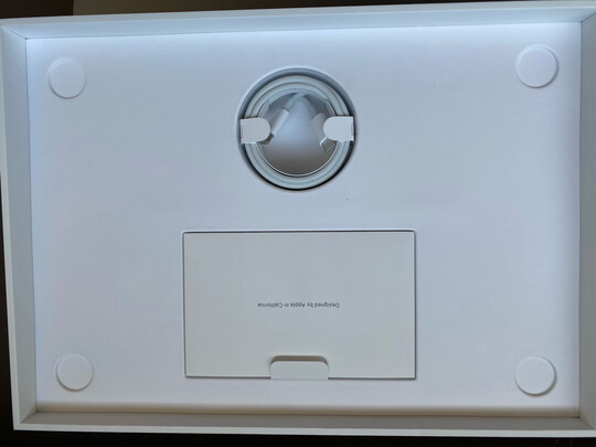 Apple MacBook Air电视怎么样?上手一周说感受真相