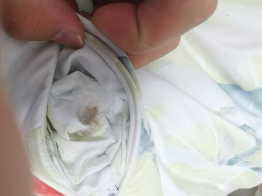 富安娜欢乐颂抗菌白鹅绒冬厚被选择误区,需要注意这五点