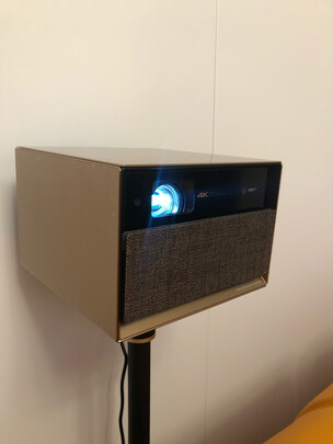 投影仪|报价参数极米RS Pro2晨曦金限定版怎么样？用后三周讲内幕真相？