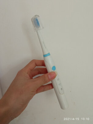 超人RT710 蓝色款和米家声波电动牙刷头有何区别，哪款刷牙更干净？哪个使用舒适 