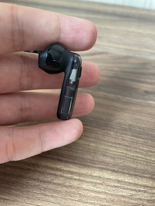 大家评测JBL TUNE225TWS Ghost怎么样?优缺点测评质量如何