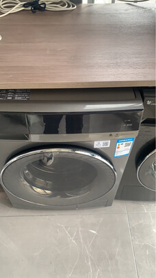 小天鹅TG100V88WMUIADY5滚筒洗衣机|外观展示小天鹅洗烘套装到底好还是差?用后一周讲真相内幕？