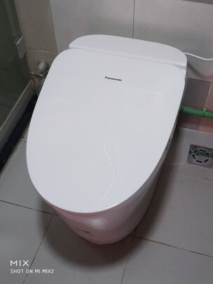 %title插图%num 松下(panasonic)智能马桶一体机 多功能座便器 感应冲水 超薄设计【26系列新款】 【2667,镇店款】双风道快速烘干升级,自动除臭 300mm