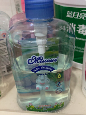 婴儿洗发水