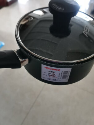 麦饭石不粘奶锅
